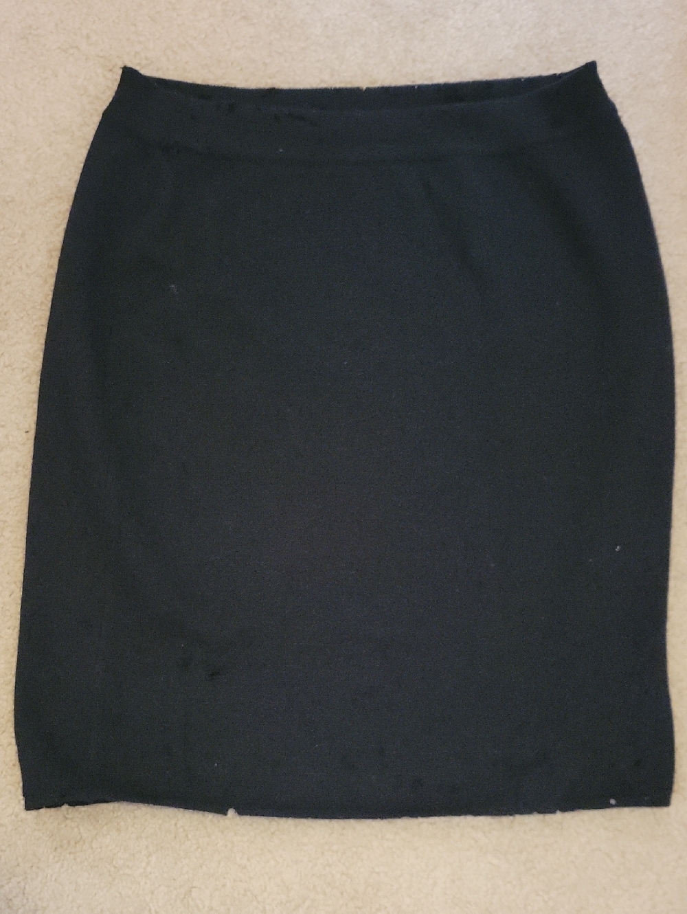 FREE W ANY PURCHASE! Merino Wool Skirt. VERY FAIR CONDITION, ONLY FOR YARN USE